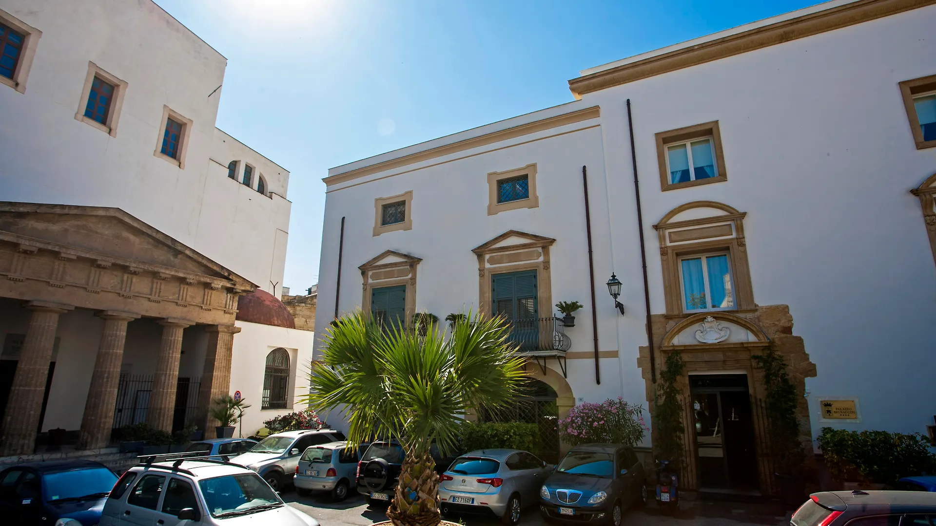 Hotel Palazzo Brunaccini Palermo 4*,